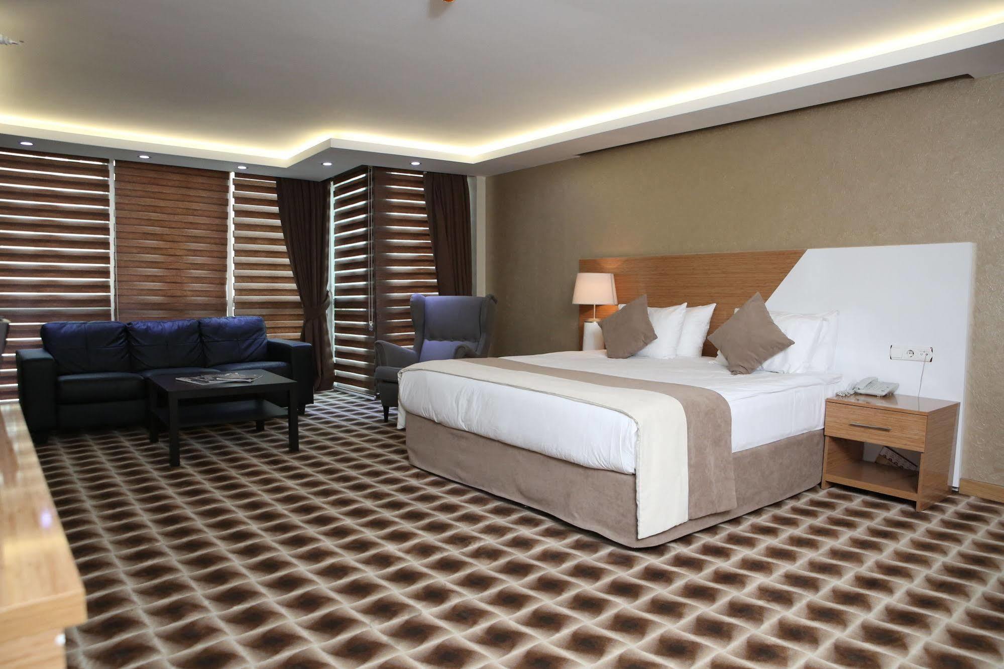 إزمير Way Hotel المظهر الخارجي الصورة
